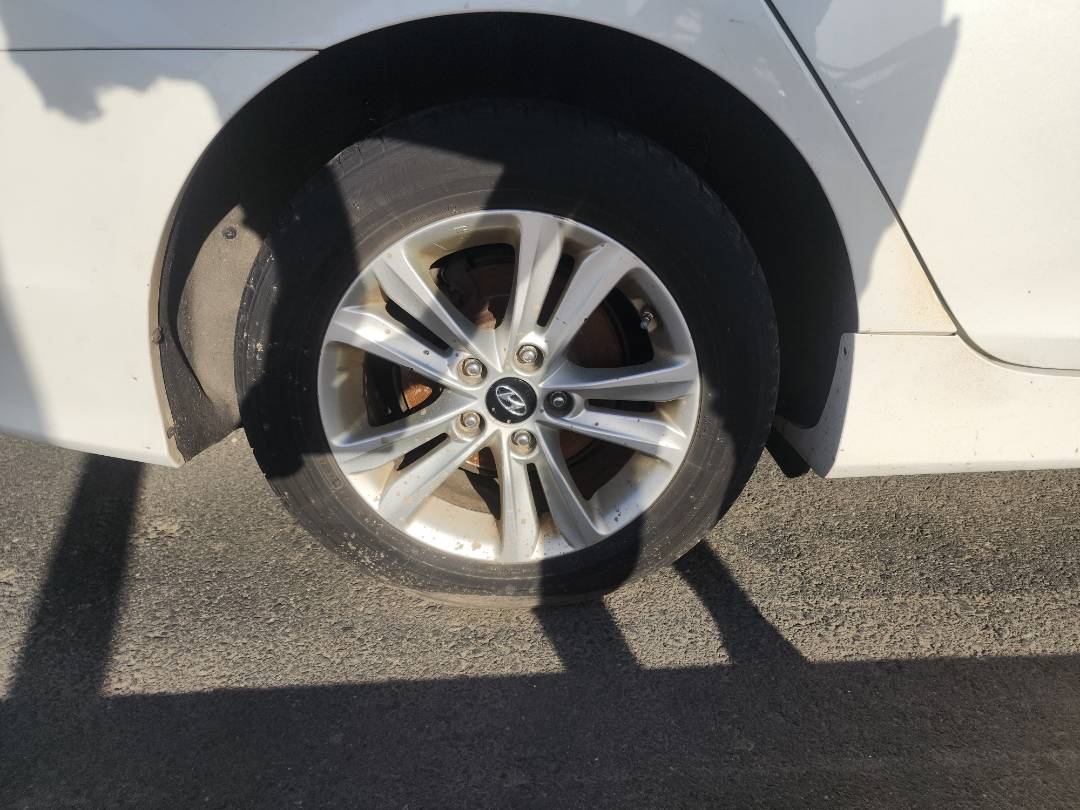 2014 HYUNDAI SONATA — 173024 Miles — Lot 73744353 - Marhaba Auctions Used Cars - Image 9