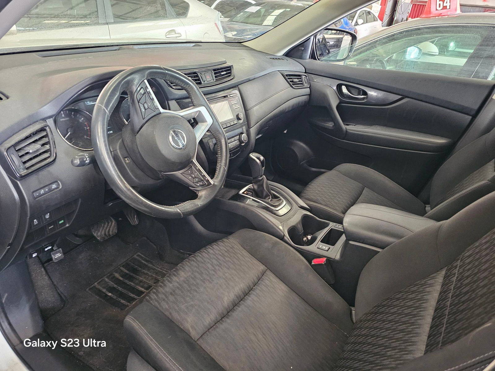 NISSAN ROGUE 2017 - Marhaba Auction Used Cars - Image 8