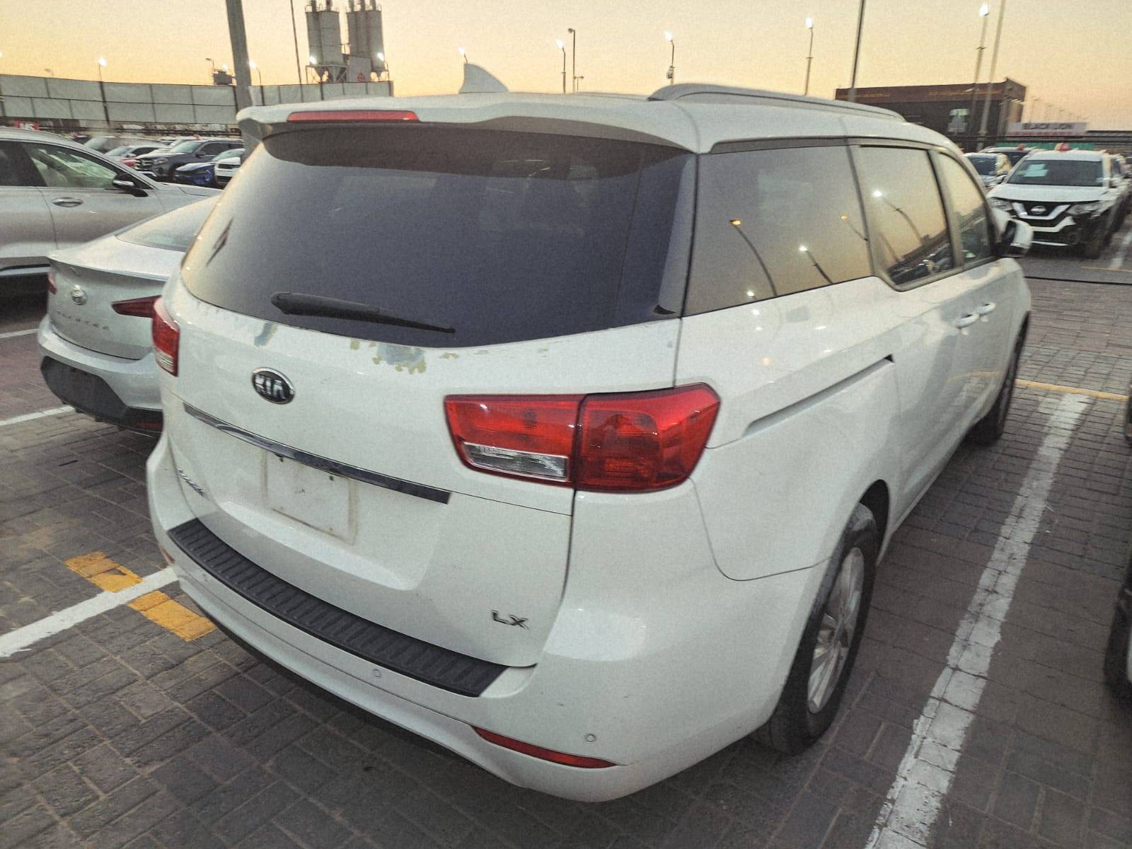 KIA SEDONA 2016 - Marhaba Auction Used Cars - Image 3