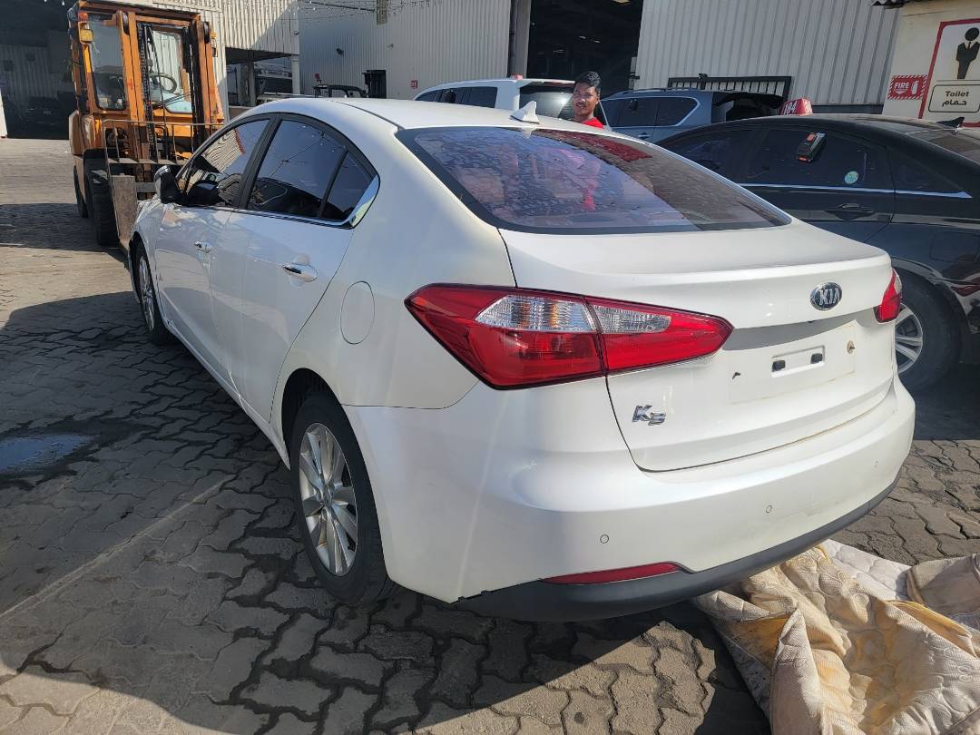 2014 KIA K3 — 238783 KM — Lot 174052 — Main - Marhaba Auctions Used Cars - Image 4