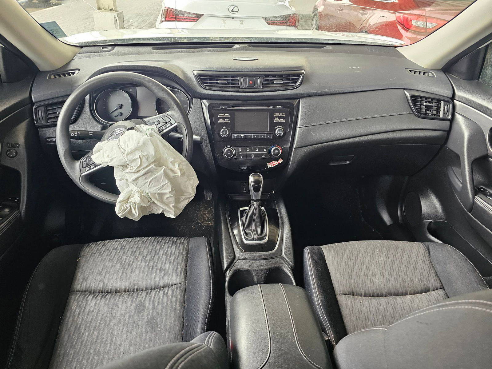 NISSAN ROGUE 2017 - Marhaba Auction Used Cars - Image 7