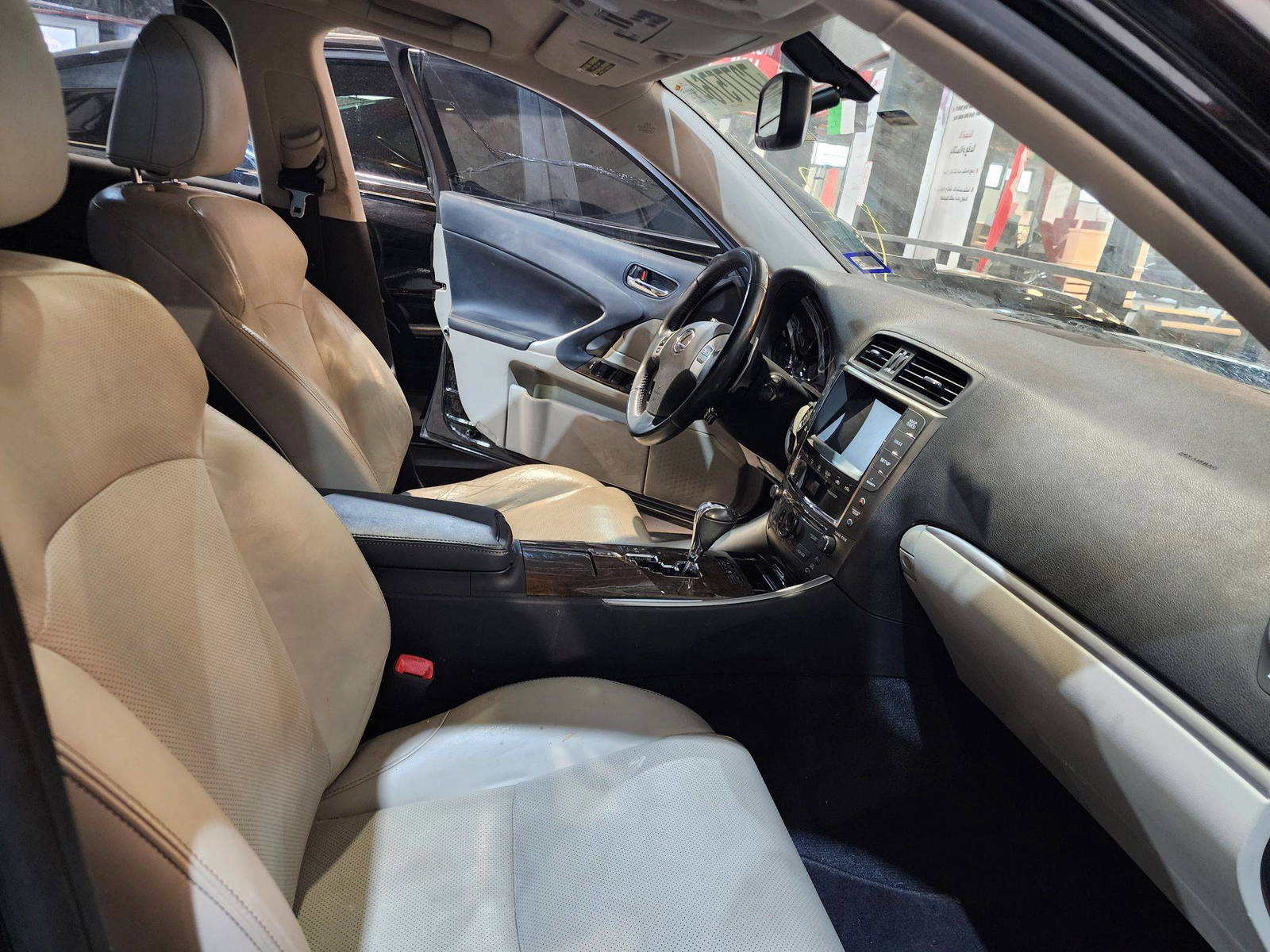 2012 LEXUS IS 250 — 154215 Miles — Lot 72775764 — Souq - Marhaba Auctions Used Cars - Image 8