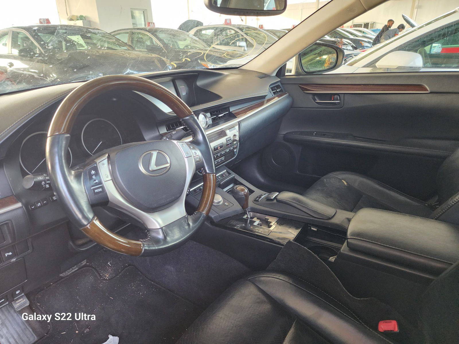 2013 LEXUS ES 350 — 156391 Miles — Lot 38400364 - Marhaba Auctions Used Cars - Image 7