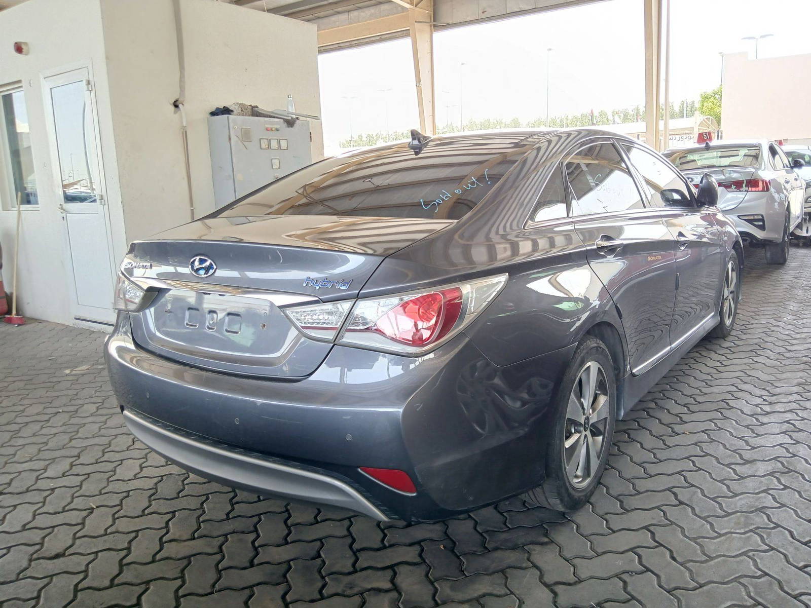 2012 HYUNDAI SONATA — 200434 KM — Lot 024067 — Souq - Marhaba Auctions Used Cars - Image 3
