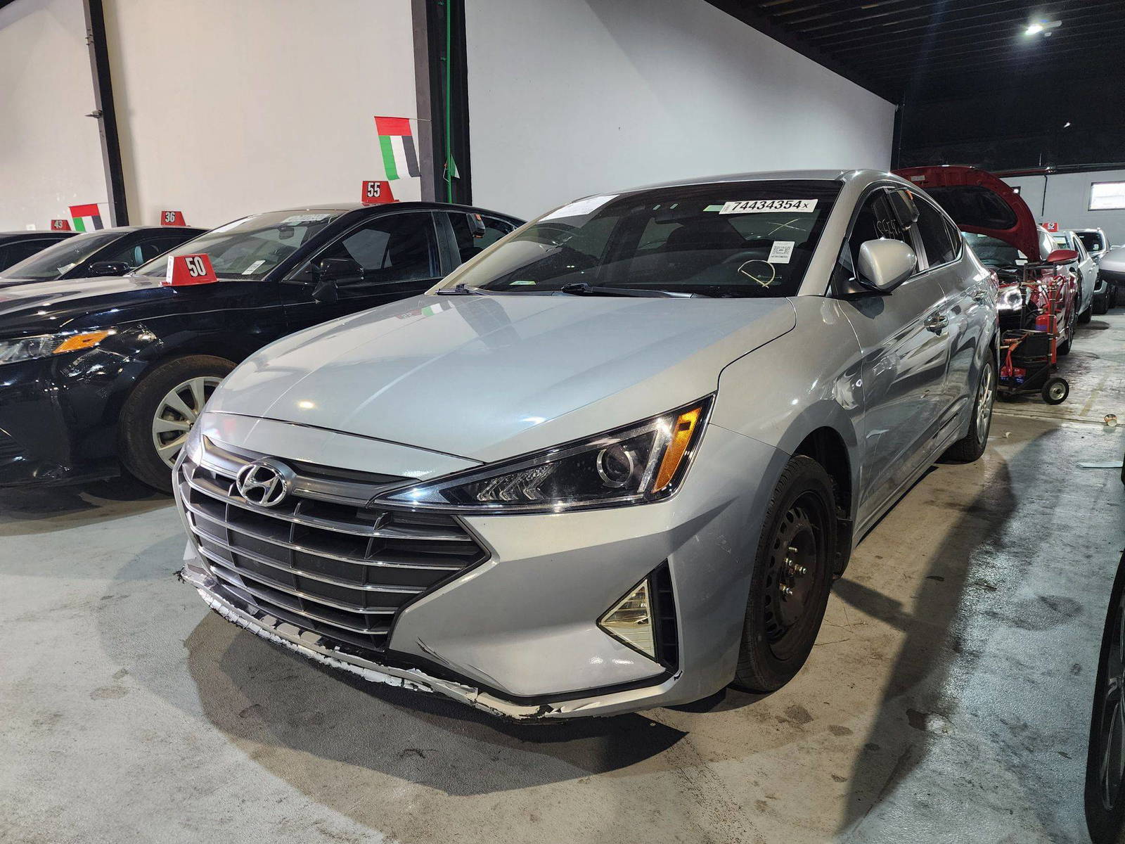 2020 HYUNDAI ELANTRA — 185593 Miles — Lot 948483 — Al Quoz - Marhaba Auctions Used Cars - Image 3