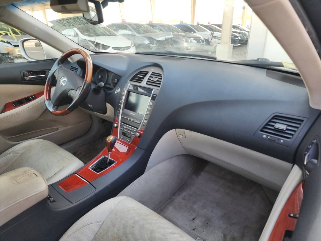 2007 LEXUS ES 350 — 211735 Miles — Lot 43067624 - Marhaba Auctions Used Cars - Image 8