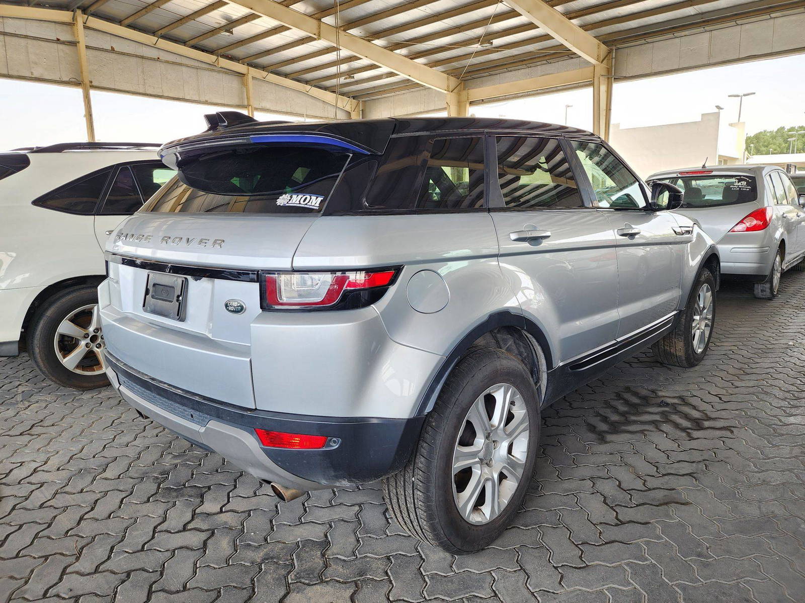 2016 LAND ROVER RANGE ROVER EVOQUE — 153302 Miles — Lot 78818 — Souq - Marhaba Auctions Used Cars - Image 3
