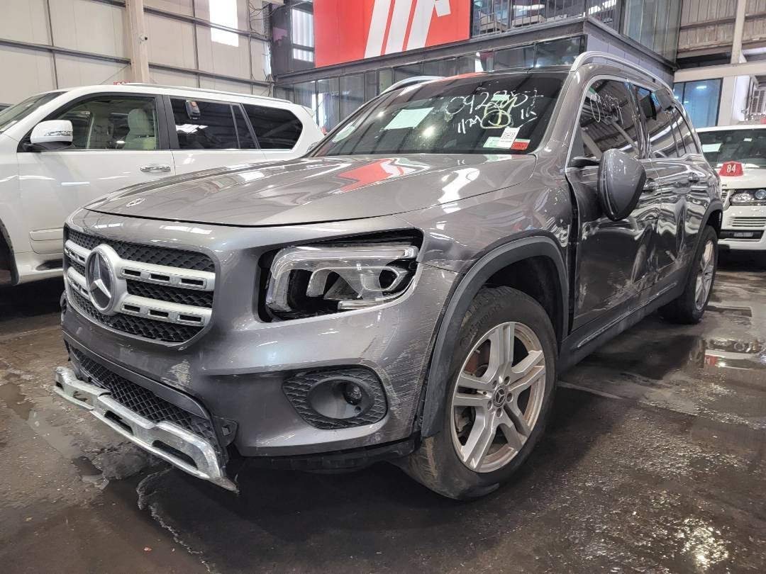 2021 MERCEDES BENZ GLB 250 — 40091 Miles — Lot 72368644 — Main - Marhaba Auctions Used Cars - Image 5