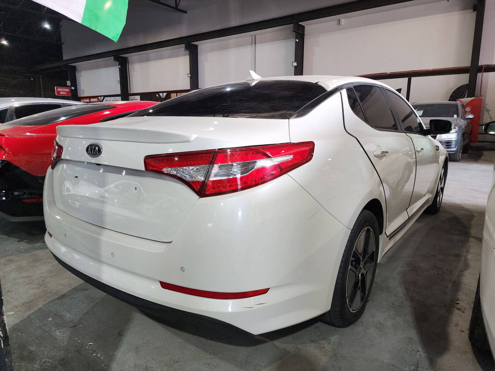 2012 KIA K5 — 243009 KM — Lot 005974 — Main - Marhaba Auctions Used Cars - Image 6