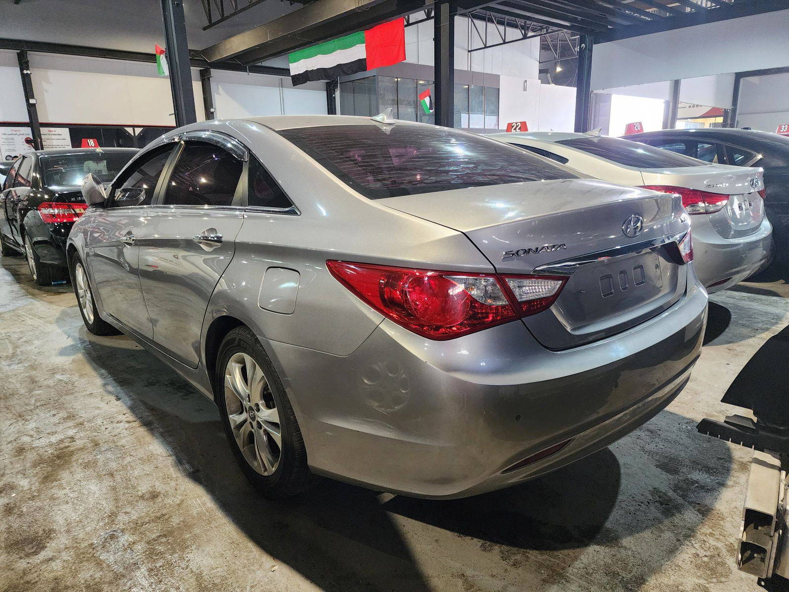 2011 HYUNDAI SONATA — 98696 KM — Lot 289835 — Al Quoz - Marhaba Auctions Used Cars - Image 3