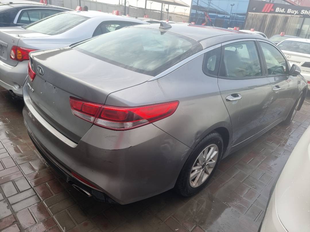 2018 KIA OPTIMA — 137706 Miles — Lot G183883 — Ind. 12 - Marhaba Auctions Used Cars - Image 5