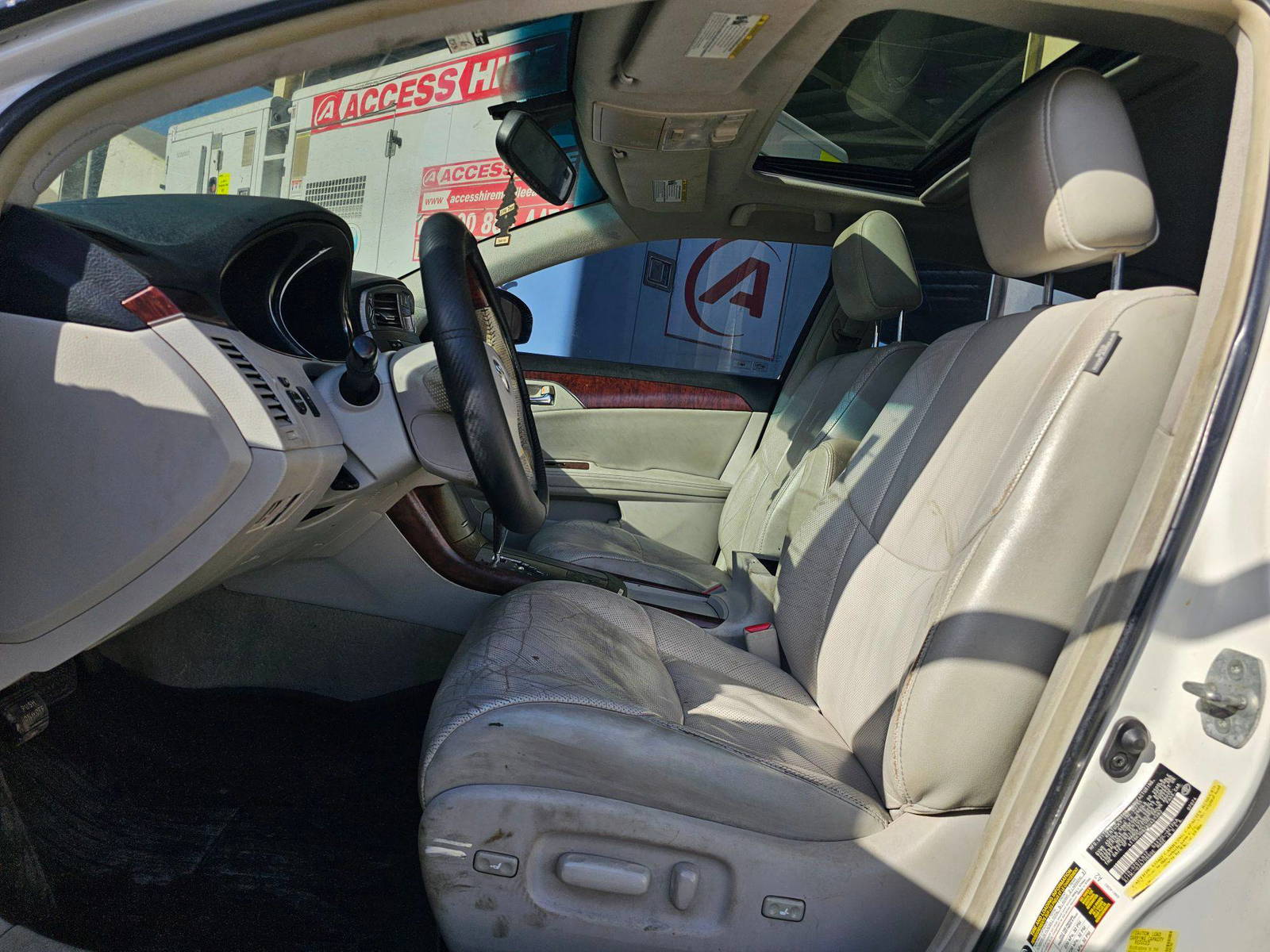 TOYOTA AVALON 2011 - Marhaba Auction Used Cars - Image 8