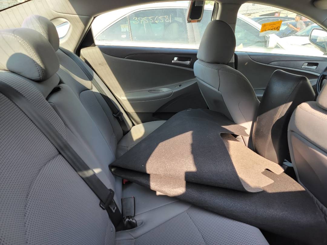 2013 HYUNDAI SONATA — 85620 Miles — Lot 62629583 - Marhaba Auctions Used Cars - Image 5