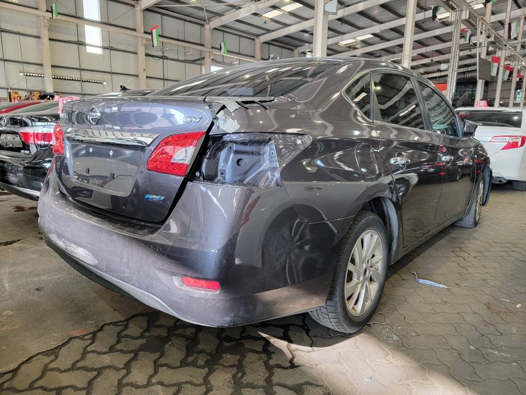 2015 NISSAN SENTRA — 176660 KM — Lot 3FL672085 — Main - Marhaba Auctions Used Cars - Image 4