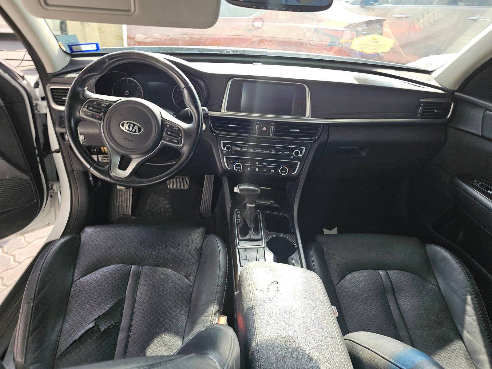 2016 KIA OPTIMA — 109523 Miles — Lot 92841085 — Souq - Marhaba Auctions Used Cars - Image 8