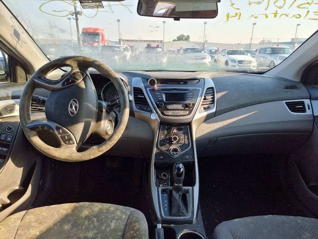 2014 HYUNDAI ELANTRA — 115113 KM — Lot 125487 — Ind. 12 - Marhaba Auctions Used Cars - Image 7