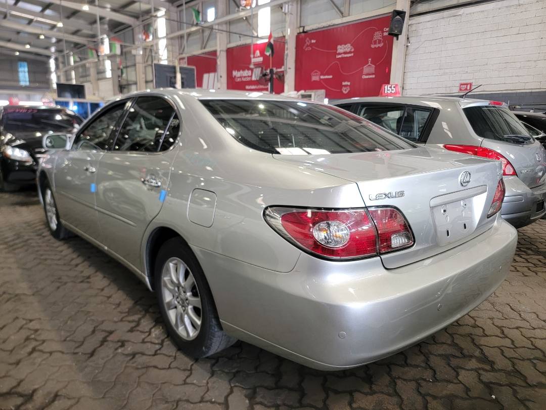 2004 LEXUS ES 330 — 321578 KM — Lot 140015681 — Main - Marhaba Auctions Used Cars - Image 3