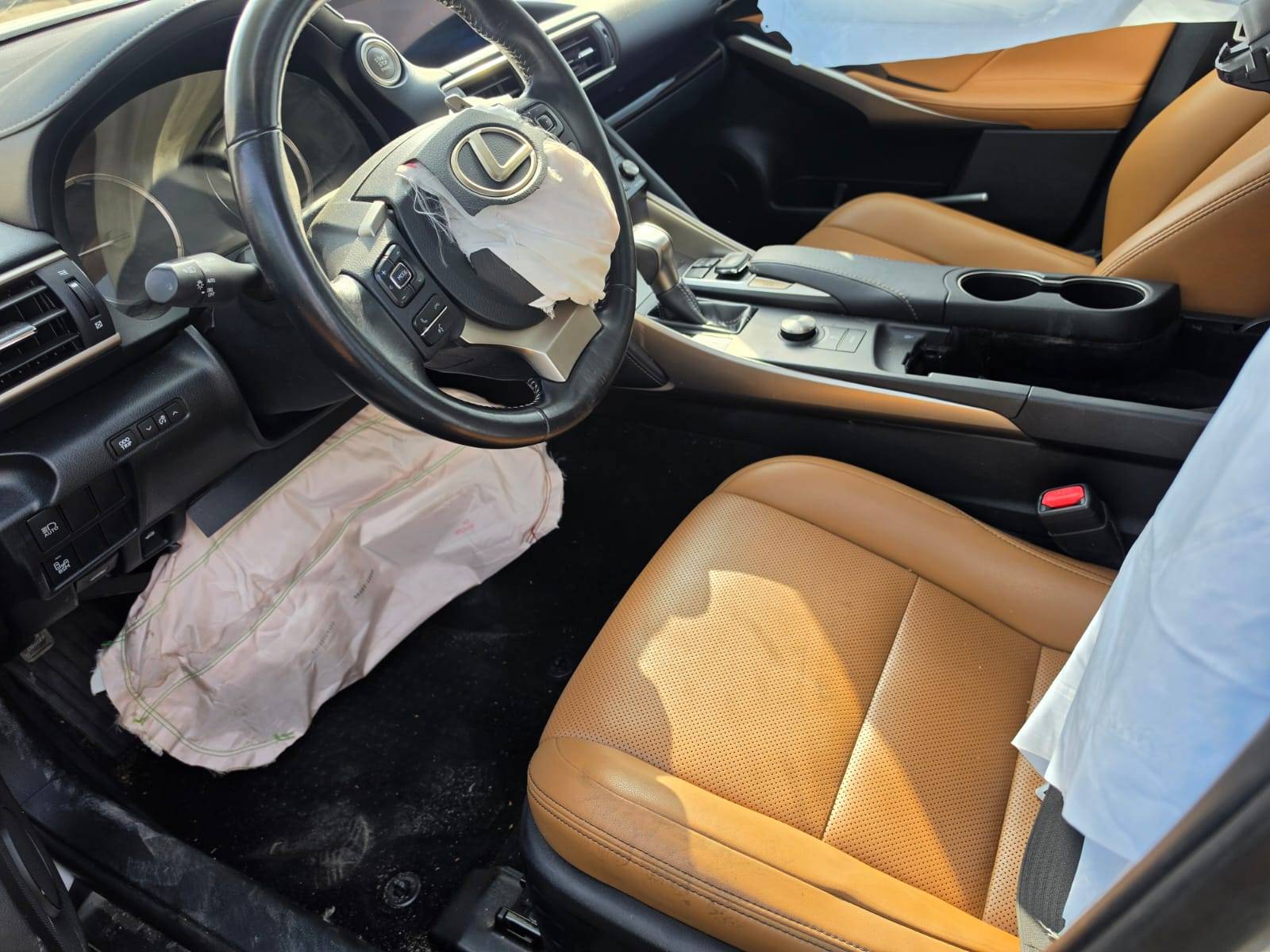 2017 LEXUS IS 300 — 71973 Miles — Lot 44035558 - Marhaba Auctions Used Cars - Image 9