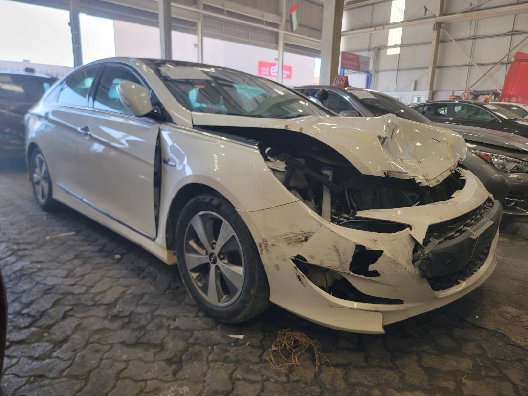 2012 HYUNDAI SONATA — 171401 Miles — Lot A039772 — Main - Marhaba Auctions Used Cars - Image 4
