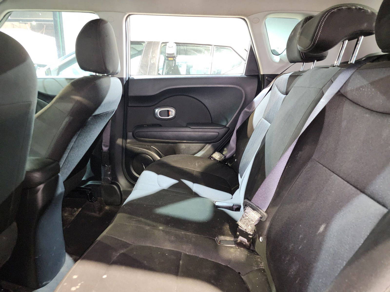 2016 KIA SOUL — 180022 Miles — Lot 58635364 — Souq - Marhaba Auctions Used Cars - Image 9