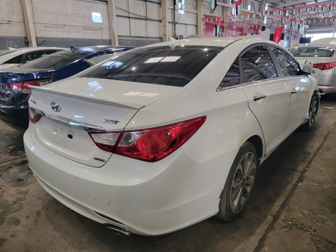 2013 HYUNDAI SONATA — 150342 Miles — Lot 615761 — Main - Marhaba Auctions Used Cars - Image 4