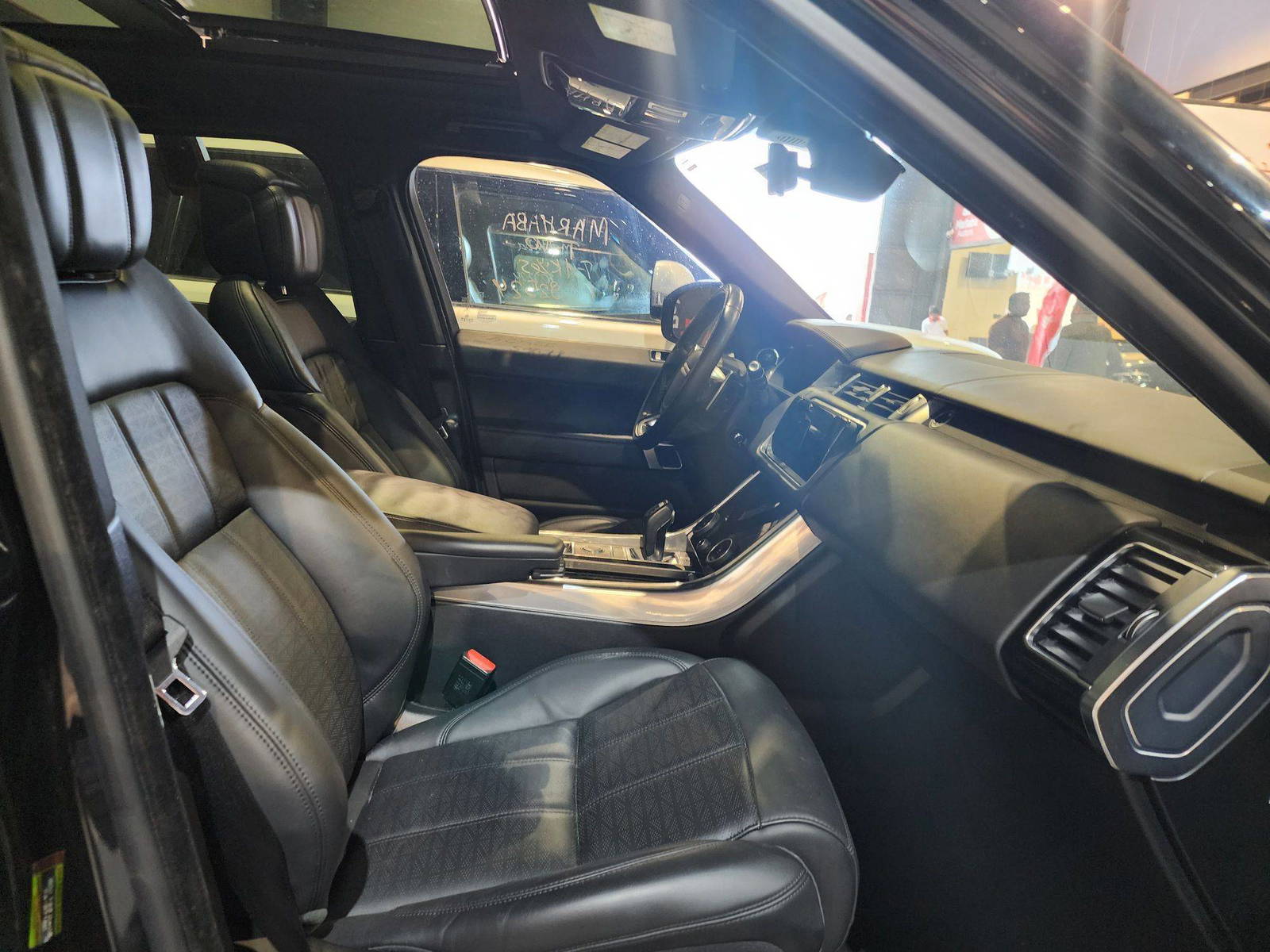 2019 LAND ROVER RANGE ROVER SPORT — 66515 Miles — Lot 13973 — Al Quoz - Marhaba Auctions Used Cars - Image 9
