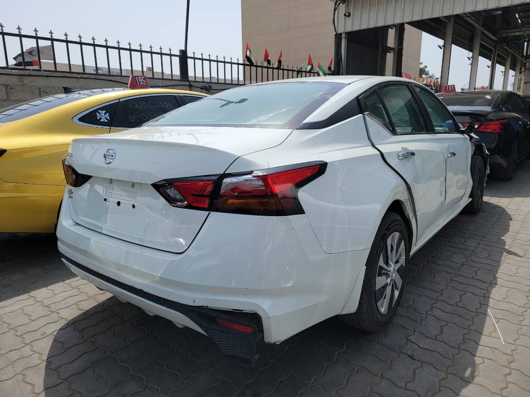 2021 NISSAN ALTIMA — 104903 Miles — Lot MN376801 — Main - Marhaba Auctions Used Cars - Image 3