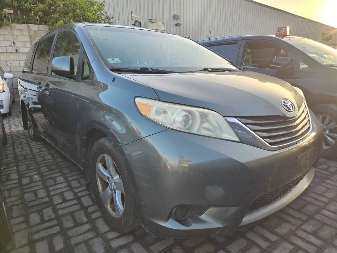 2011 TOYOTA SIENNA — 216559 Miles — Lot BS010362 — Main - Marhaba Auctions Used Cars - Image 5
