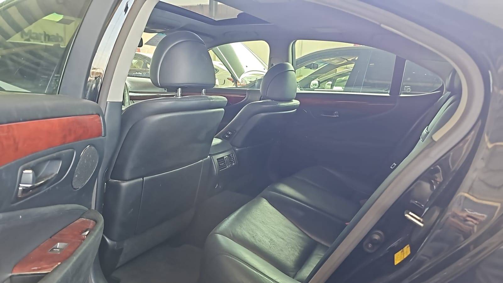 2008 LEXUS LS 460 — 141614 KM — Lot 85079551 — Souq - Marhaba Auctions Used Cars - Image 7