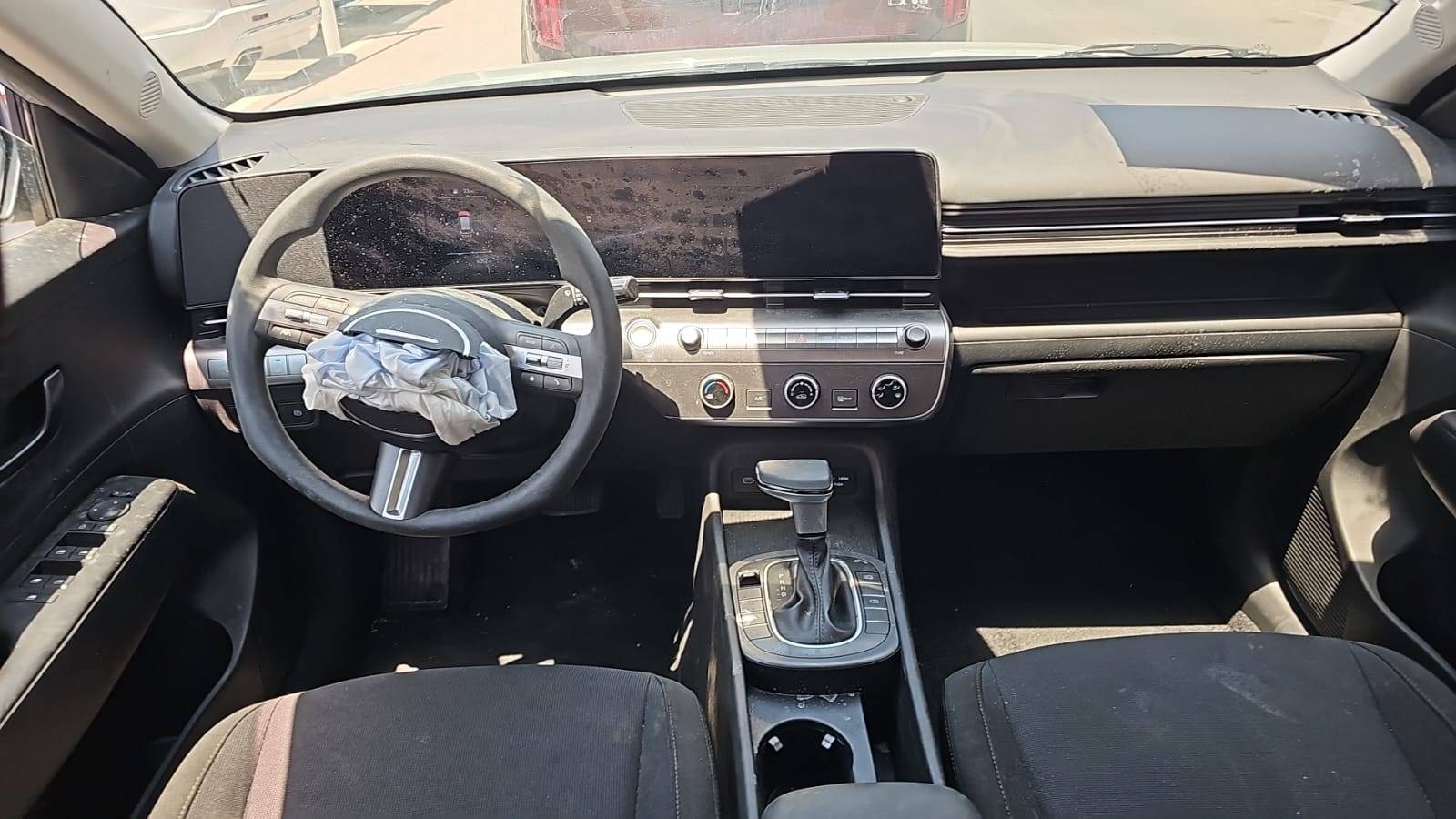 2025 HYUNDAI KONA — 6052 Miles — Lot U273379 — Souq - Marhaba Auctions Used Cars - Image 9