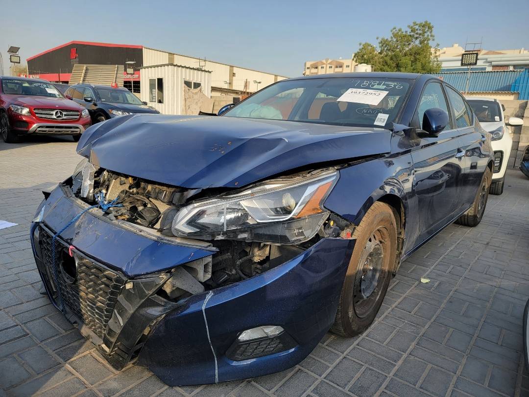 2019 NISSAN ALTIMA — 129865 Miles — Lot C188136 — Main - Marhaba Auctions Used Cars - Image 5