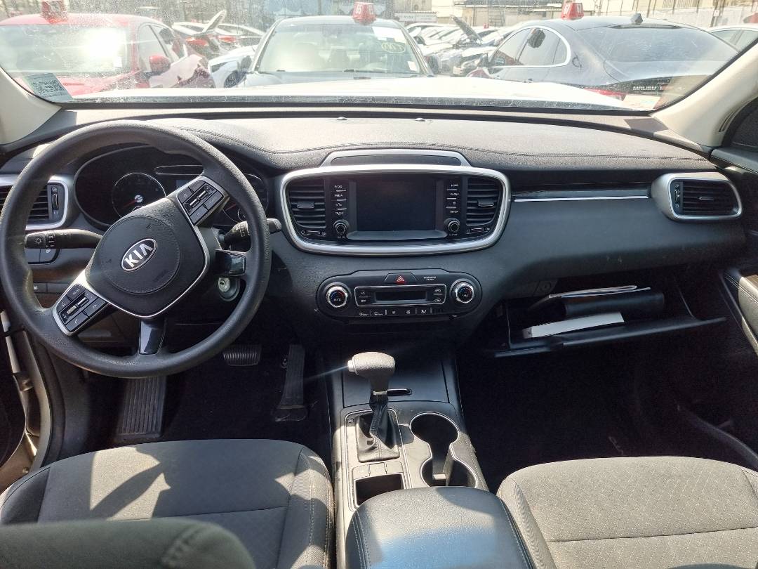 2019 KIA SORENTO — 117670 Miles — Lot 125487 — Main - Marhaba Auctions Used Cars - Image 8