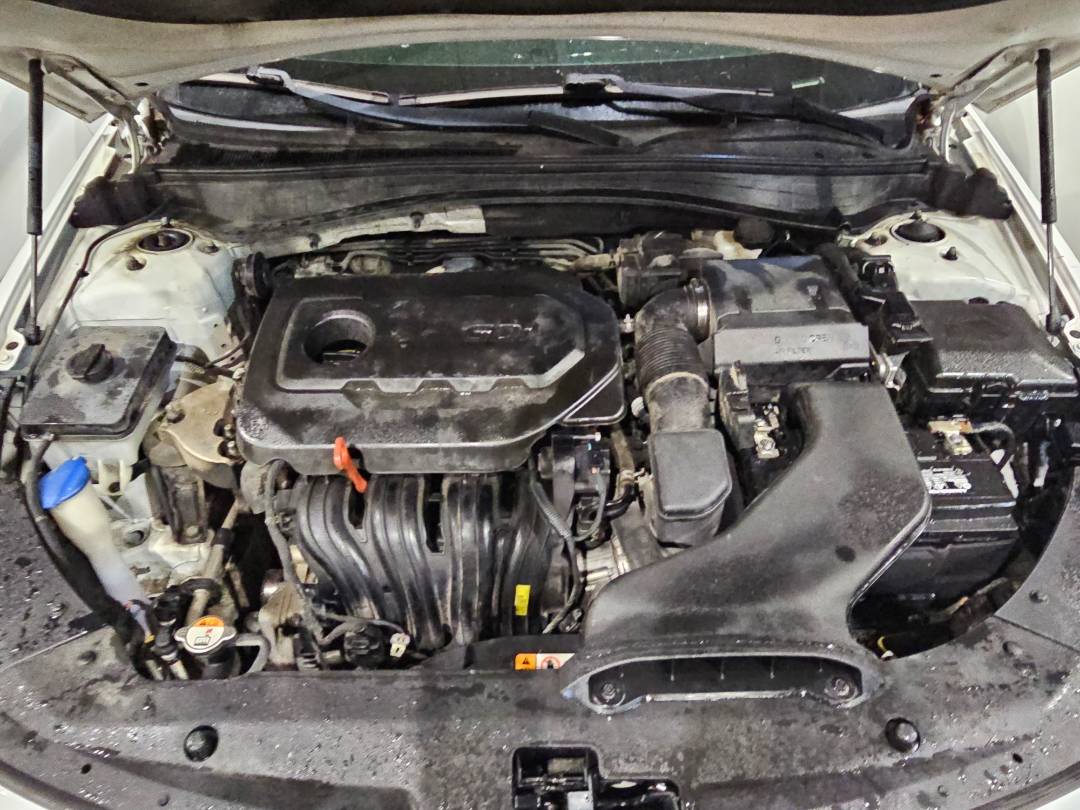 2018 KIA OPTIMA — 155096 Miles — Lot 3221570 — Main - Marhaba Auctions Used Cars - Image 9