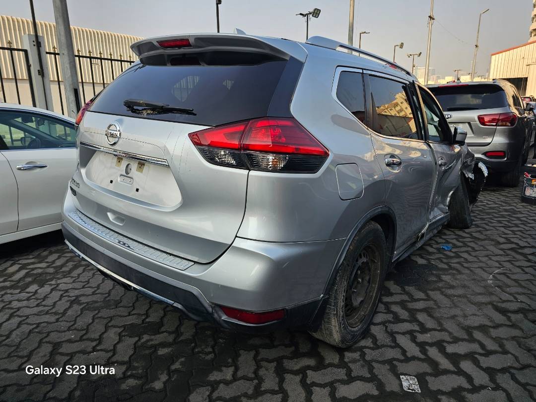 2017 NISSAN ROGUE — 129655 Miles — Lot P584651 — Main - Marhaba Auctions Used Cars - Image 4