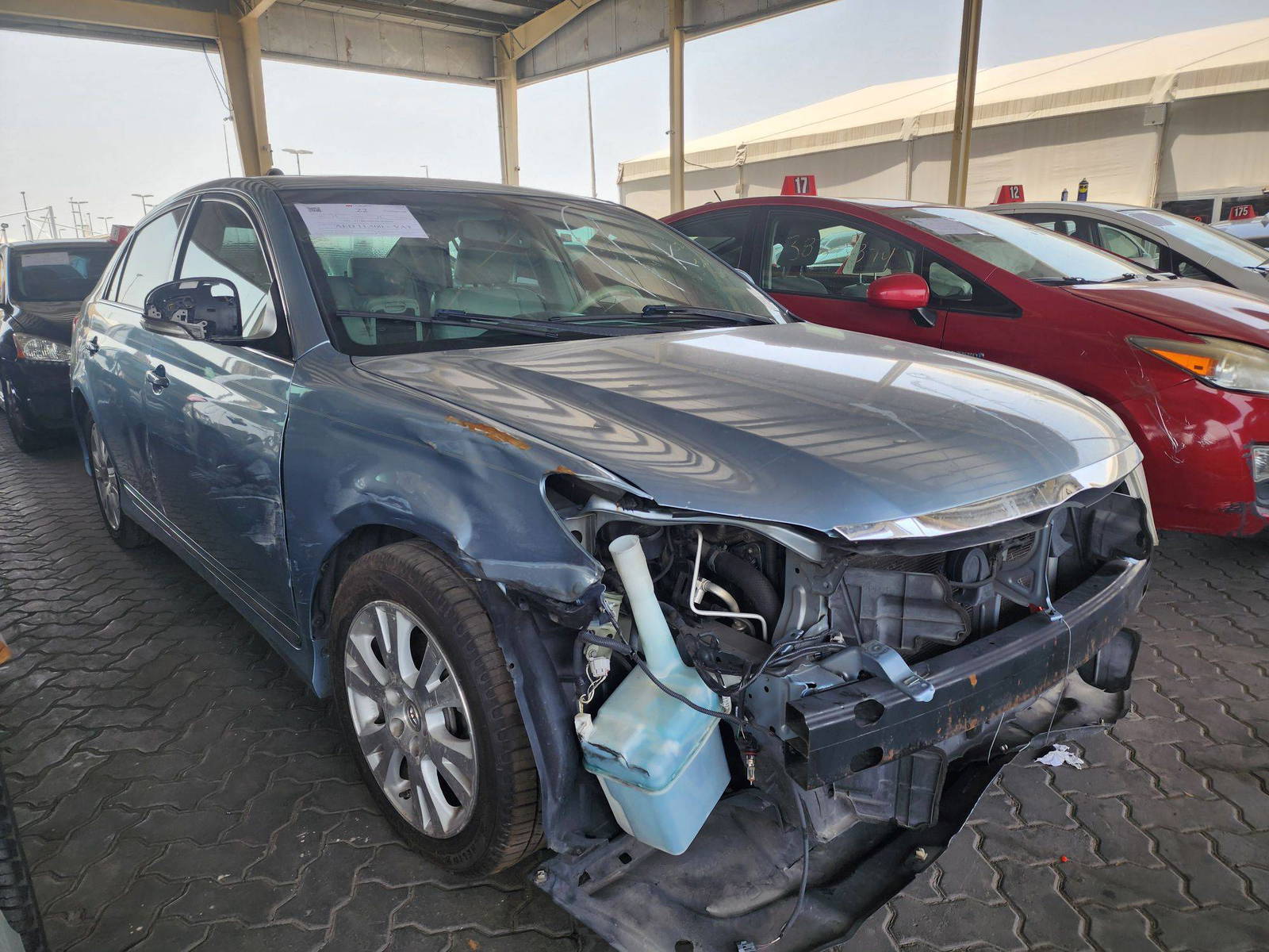 2011 TOYOTA AVALON — 211696 Miles — Lot 34648 — Souq - Marhaba Auctions Used Cars - Image 4