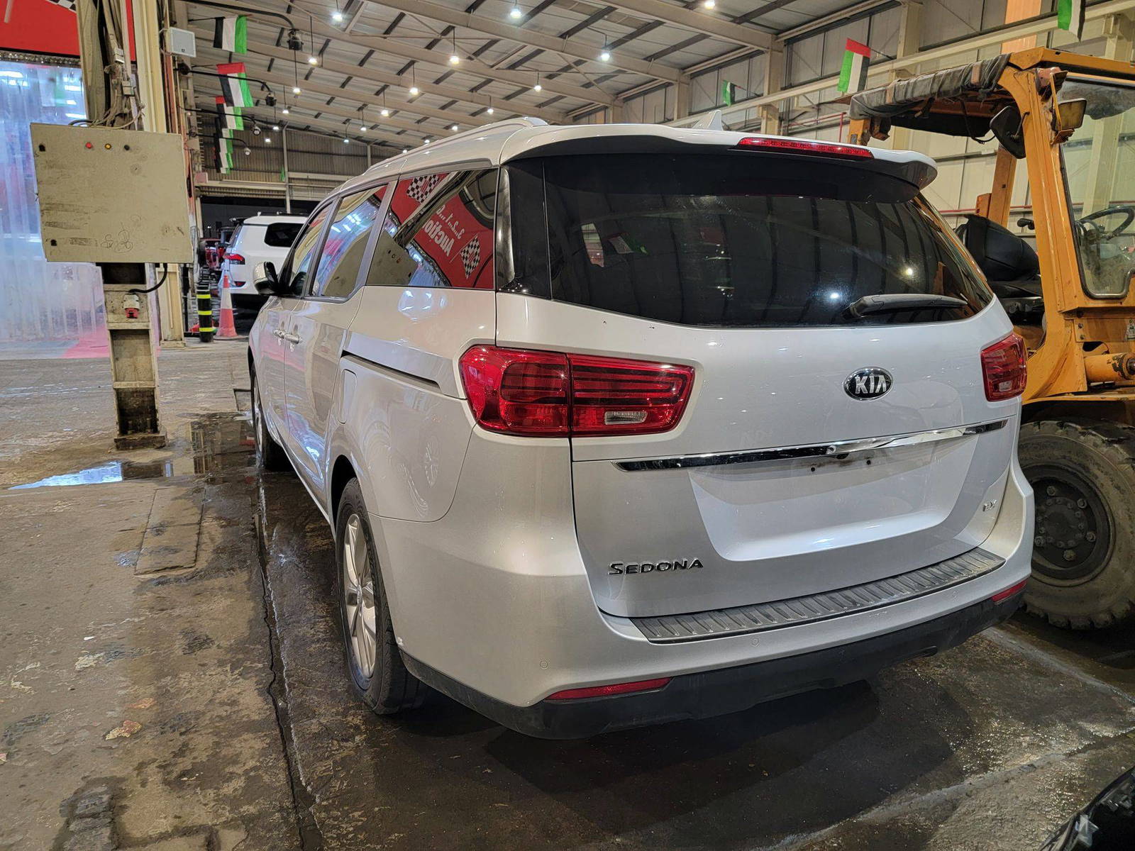 KIA SEDONA 2019 - Marhaba Auction Used Cars - Image 6