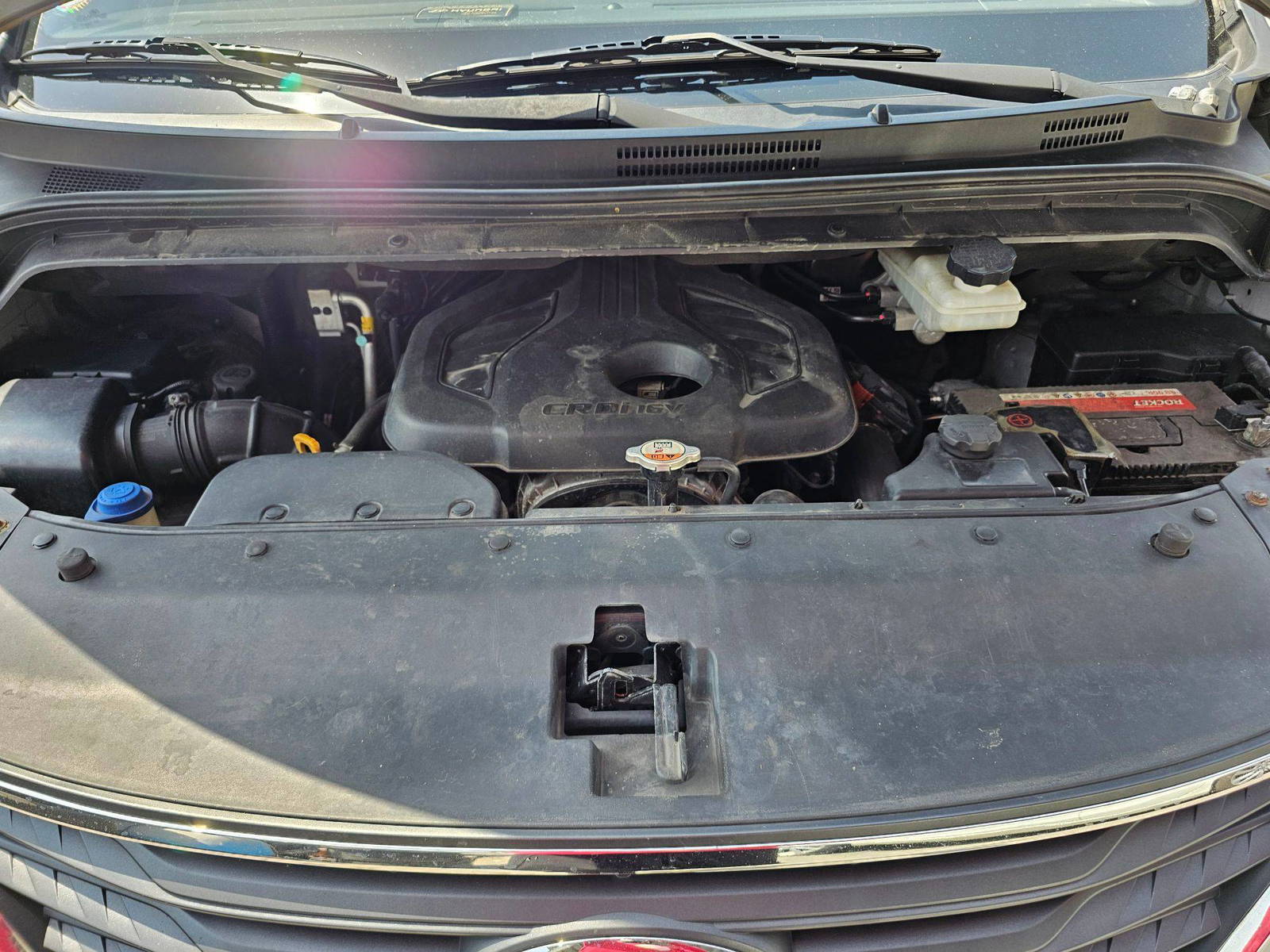 2019 HYUNDAI GRAND STAREX — 306839 KM — Lot 023742 — Souq - Marhaba Auctions Used Cars - Image 10