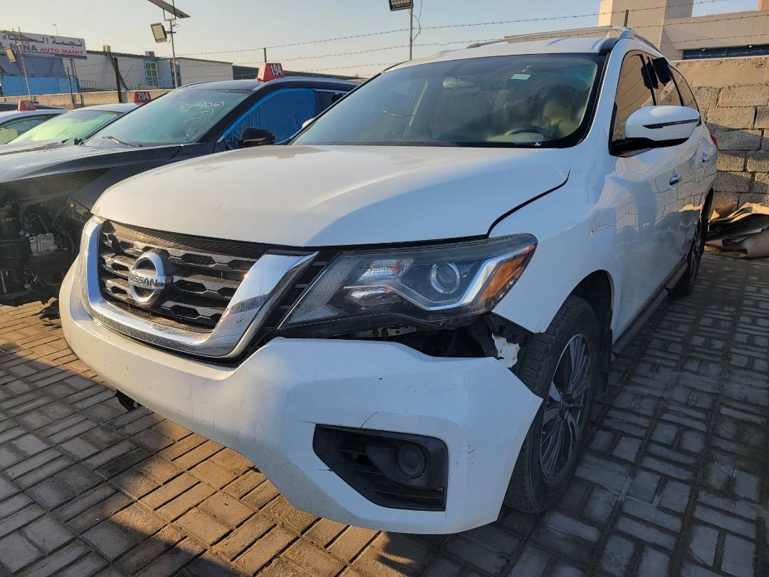 2017 NISSAN PATHFINDER — 133499 Miles — Lot 643383 — Main - Marhaba Auctions Used Cars - Image 3