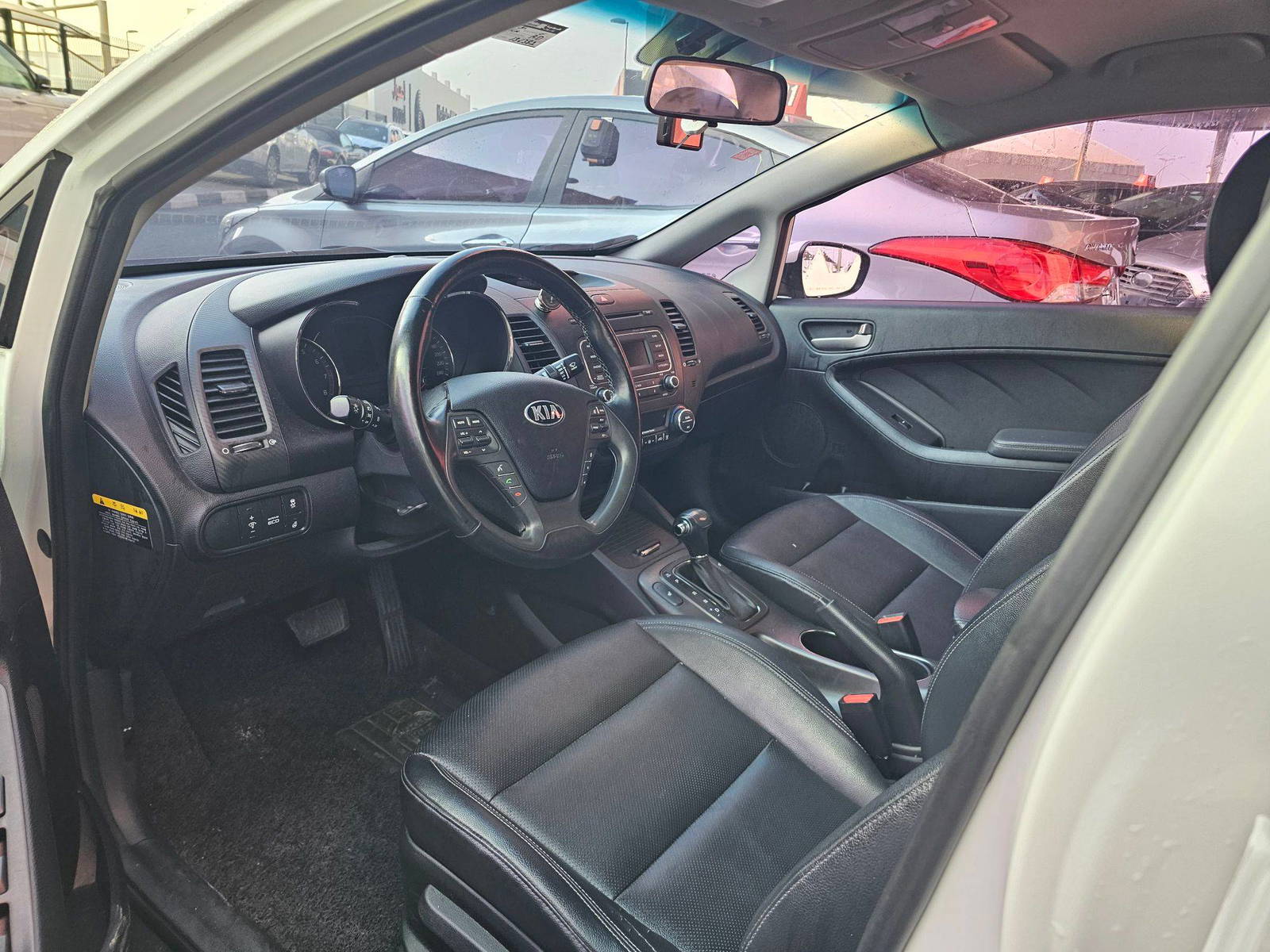 2014 KIA K3 — 136382 KM — Lot 201411 — Souq - Marhaba Auctions Used Cars - Image 7