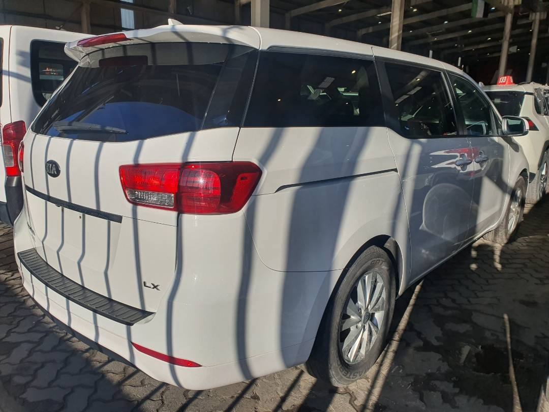 2017 KIA SEDONA — 189085 Miles — Lot 245739 - Marhaba Auctions Used Cars - Image 10