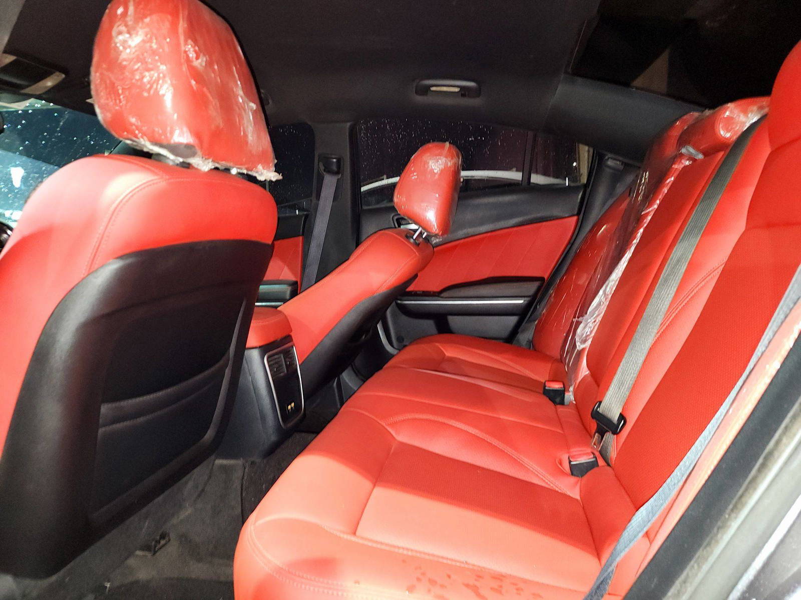 2015 DODGE CHARGER — 208739 Miles — Lot 752901 — Souq - Marhaba Auctions Used Cars - Image 6
