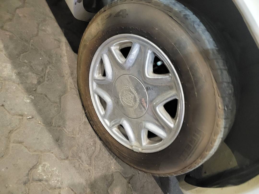 1995 CADILLAC ELDORADO — 104406 KM — Lot SU617406 — Main - Marhaba Auctions Used Cars - Image 7