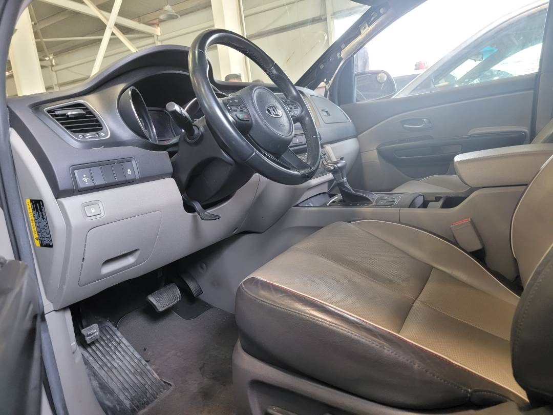 2018 KIA SEDONA — 84873 Miles — Lot 43390264 — Main - Marhaba Auctions Used Cars - Image 7