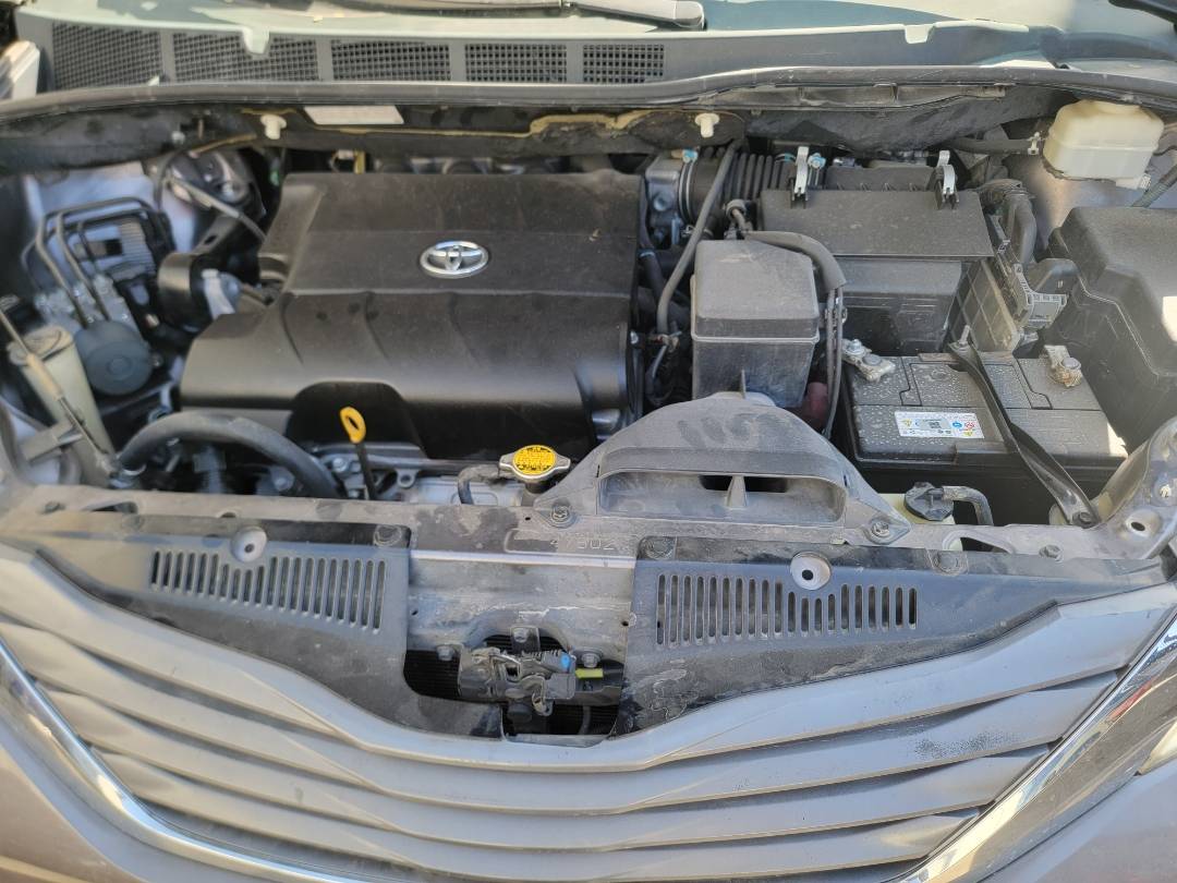 2011 TOYOTA SIENNA — 181327 Miles — Lot 065840 — Main - Marhaba Auctions Used Cars - Image 11