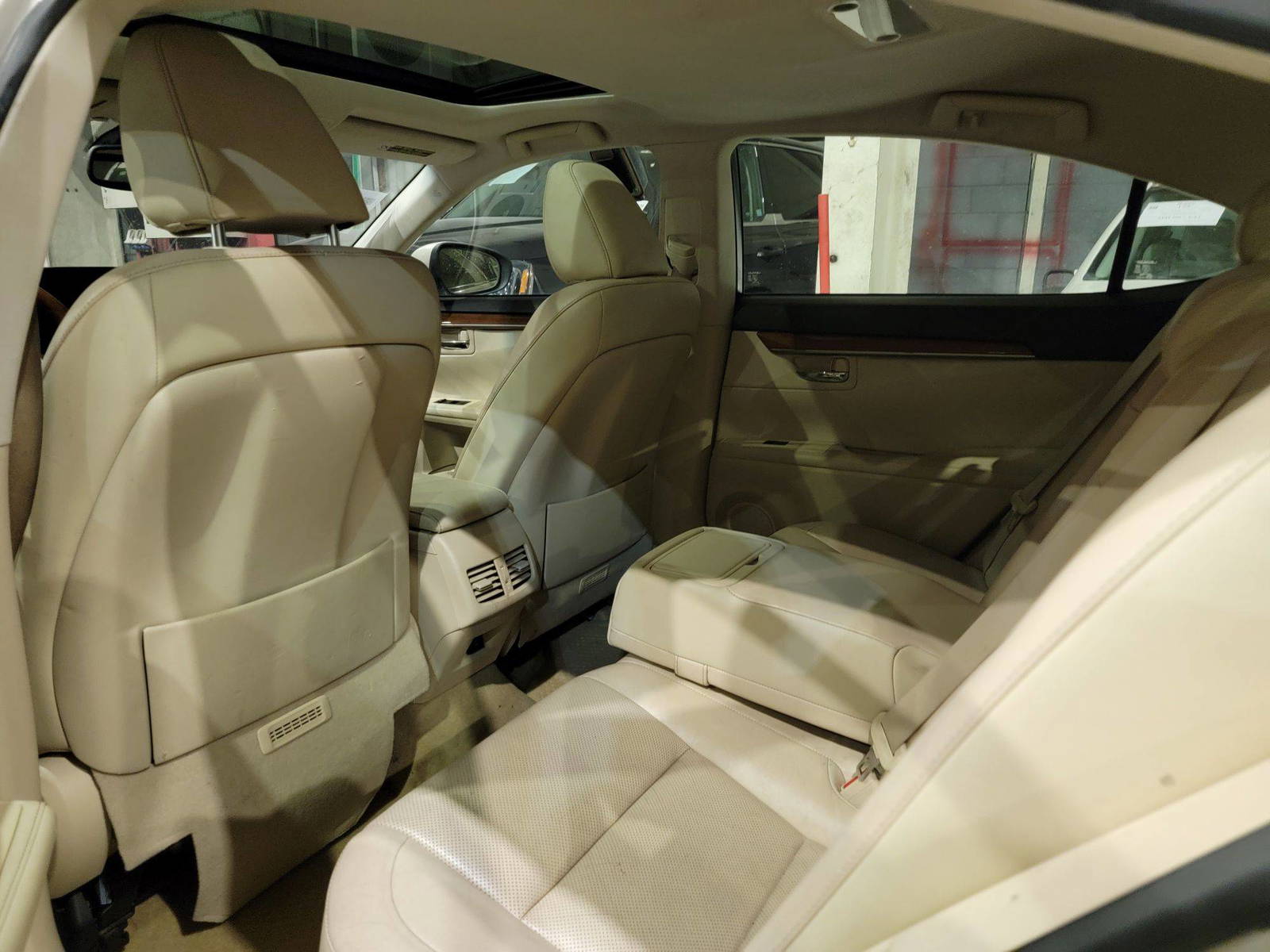 LEXUS ES 300H 2013 - Marhaba Auction Used Cars - Image 7