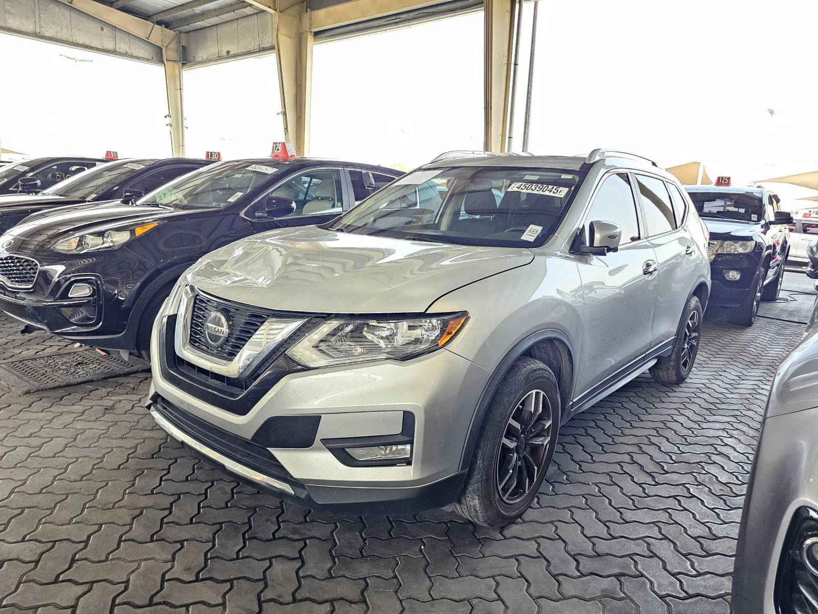 2018 NISSAN ROGUE — 124579 Miles — Lot V4JW317263 — Souq - Marhaba Auctions Used Cars - Image 5