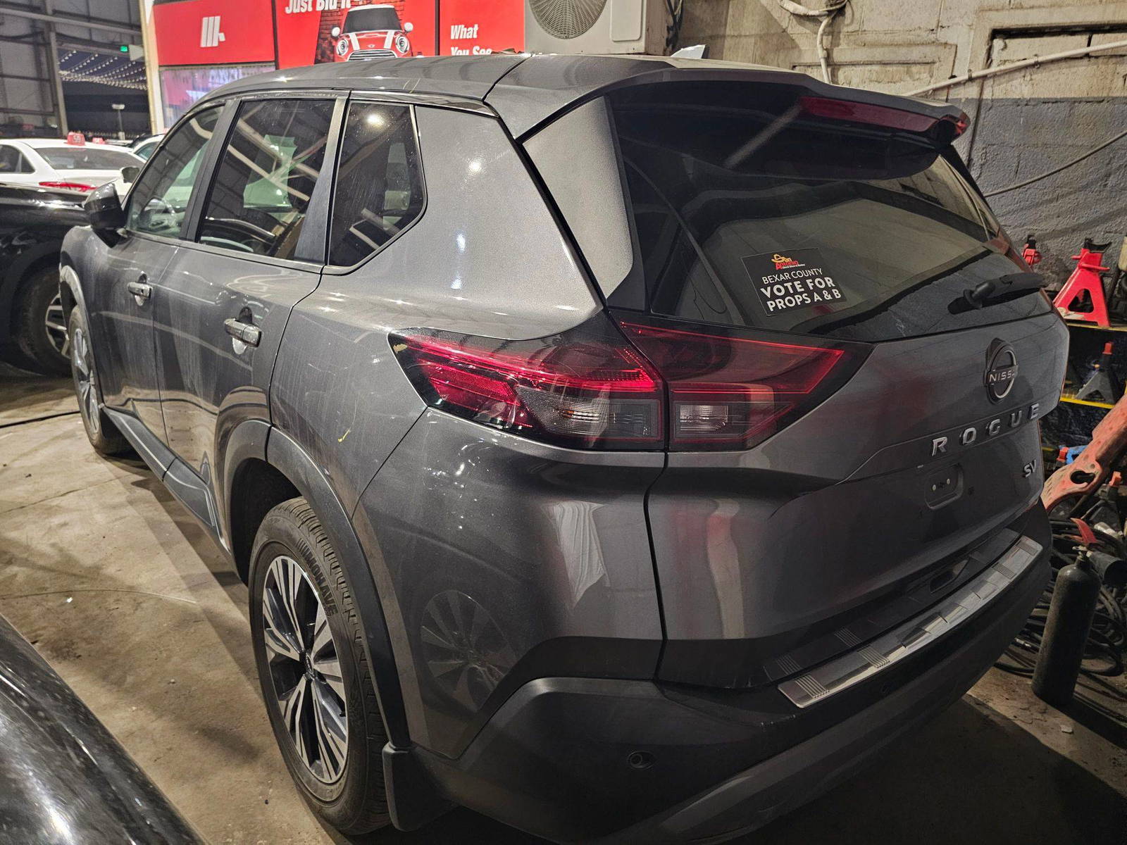 NISSAN ROGUE 2022 - Marhaba Auction Used Cars - Image 5