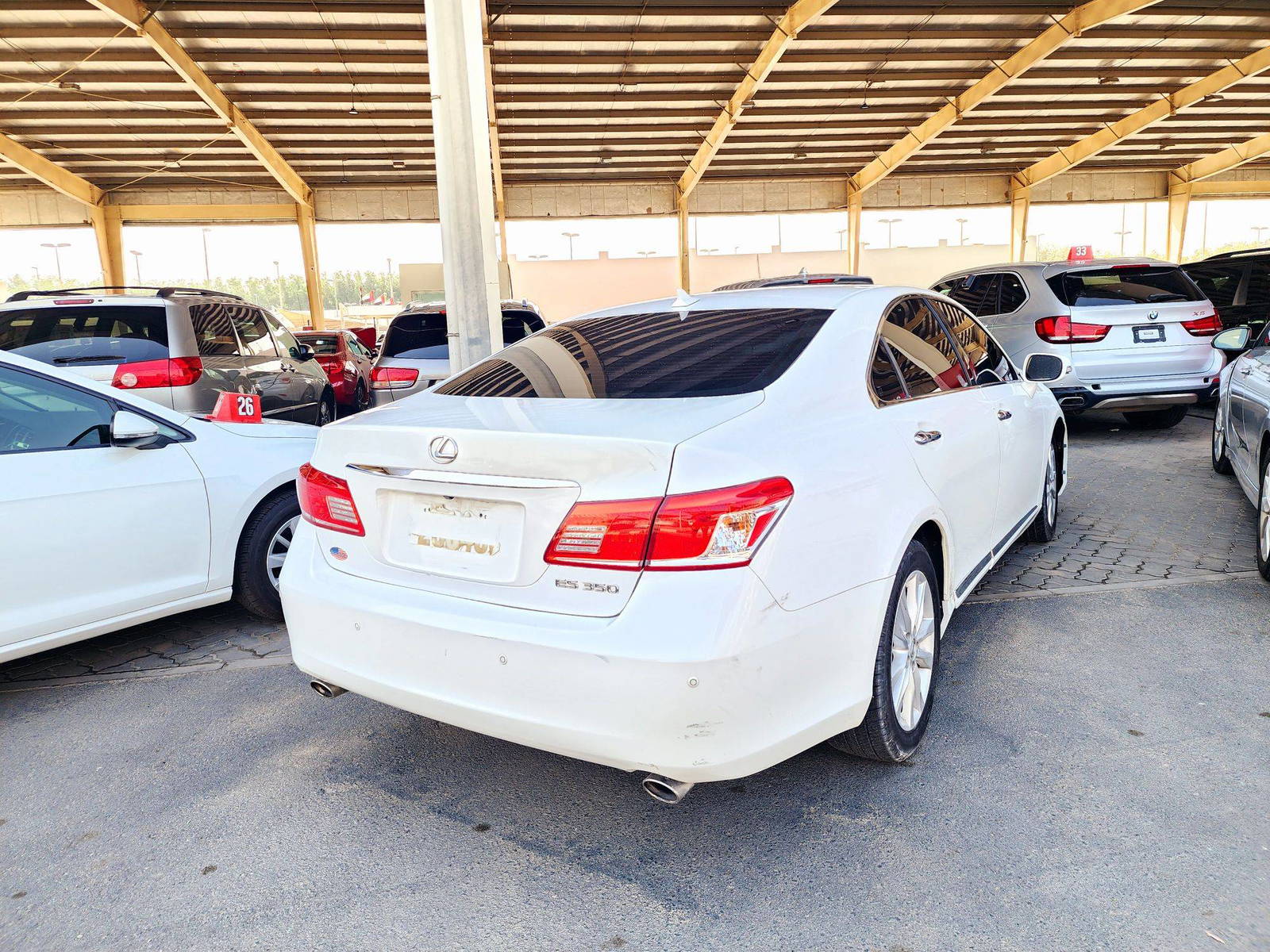 2012 LEXUS ES 350 — 179719 Miles — Lot EG6C2508074 — Souq - Marhaba Auctions Used Cars - Image 3