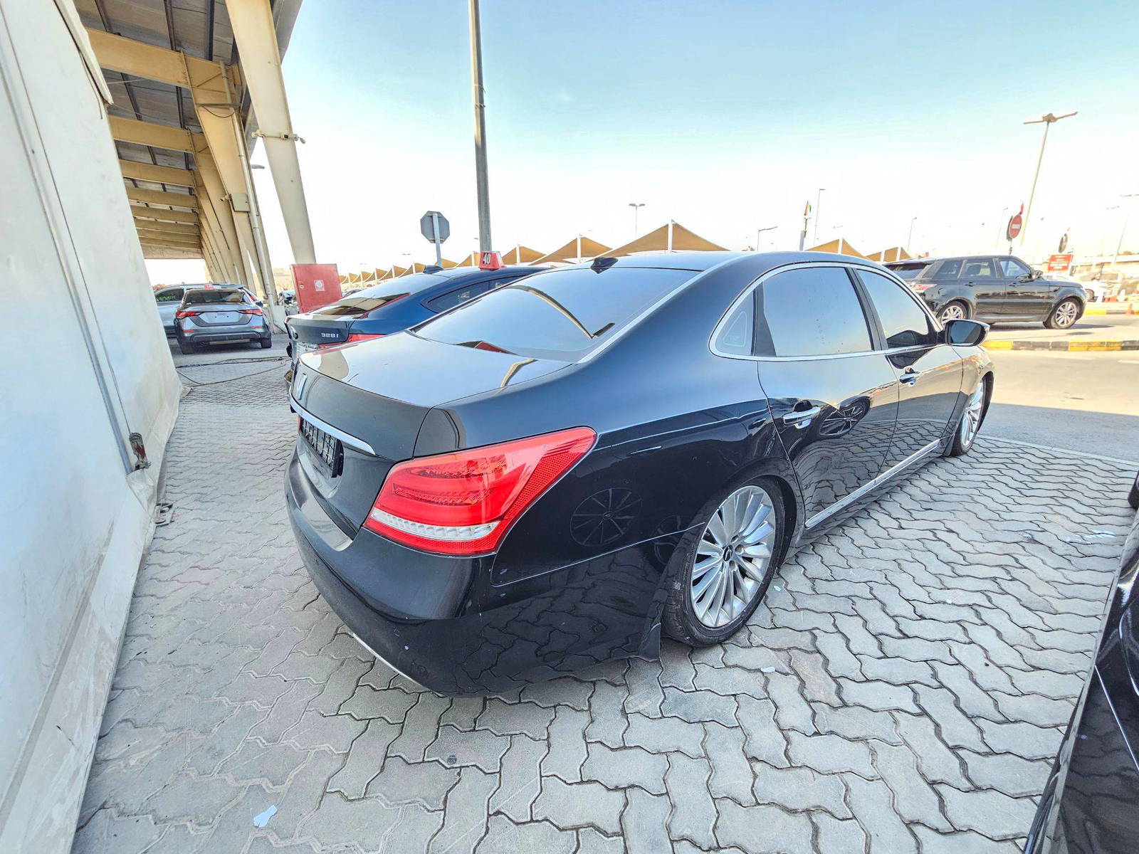 HYUNDAI CENTENNI 2014 - Marhaba Auction Used Cars - Image 5