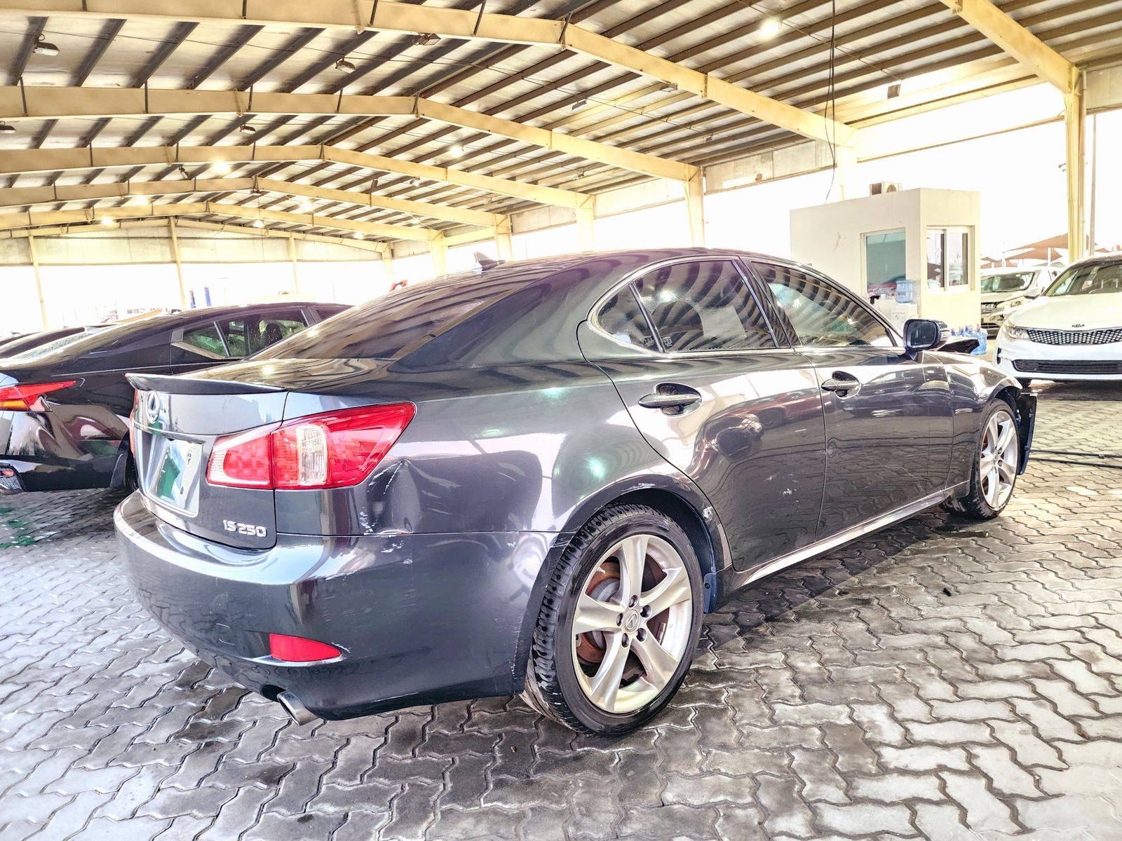 2011 LEXUS IS 250 — 195133 Miles — Lot 65194374 — Souq - Marhaba Auctions Used Cars - Image 3